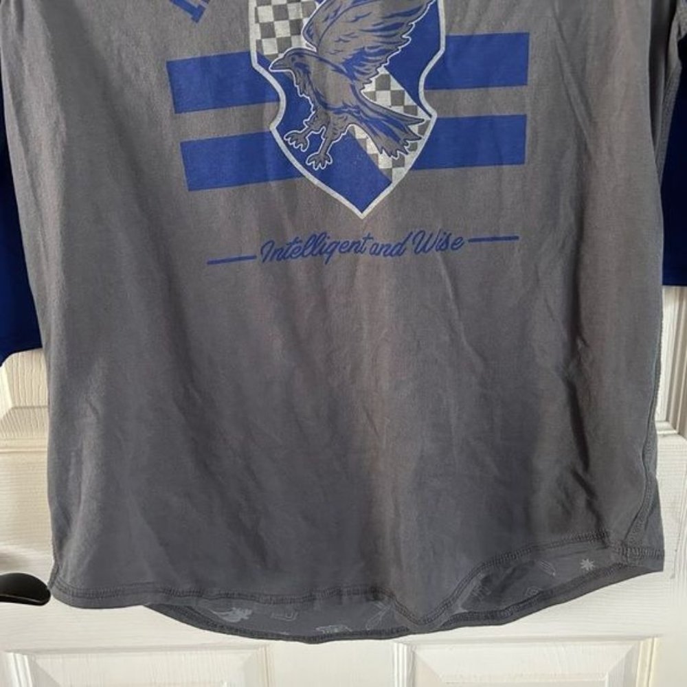 Harry Potter Ravenclaw 🐦⬛ Raglan Baseball Tee - Picture 4 of 14